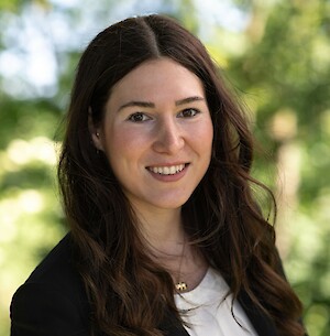 Portraitfoto Larissa Waltenberg, Bereichsleiterin PM-Rind (© deuka Tiernahrung Cremer)